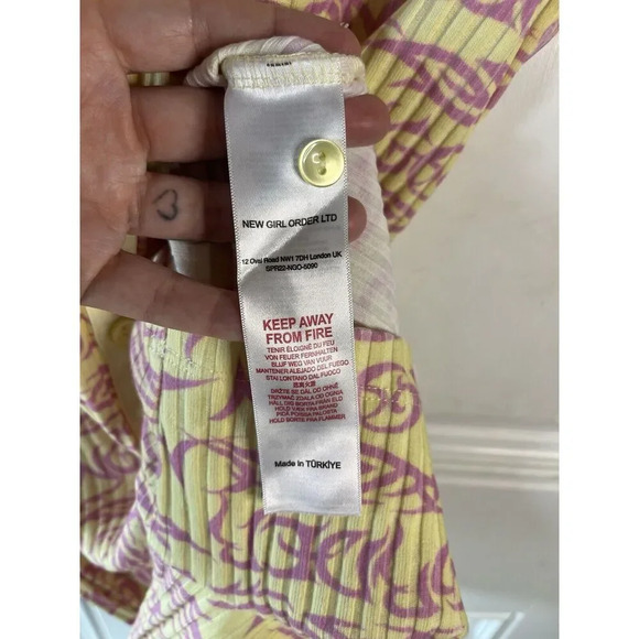 Urban Outfitters NEW NGOrder Printed Button-Down Romper Size 10 - Picture 9 of 11